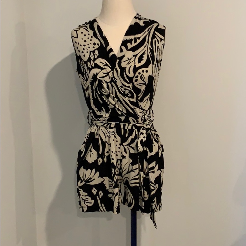 Crossover romper